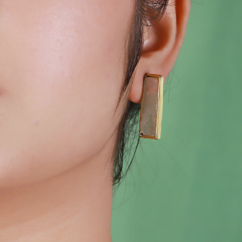 PILLAR EARRING