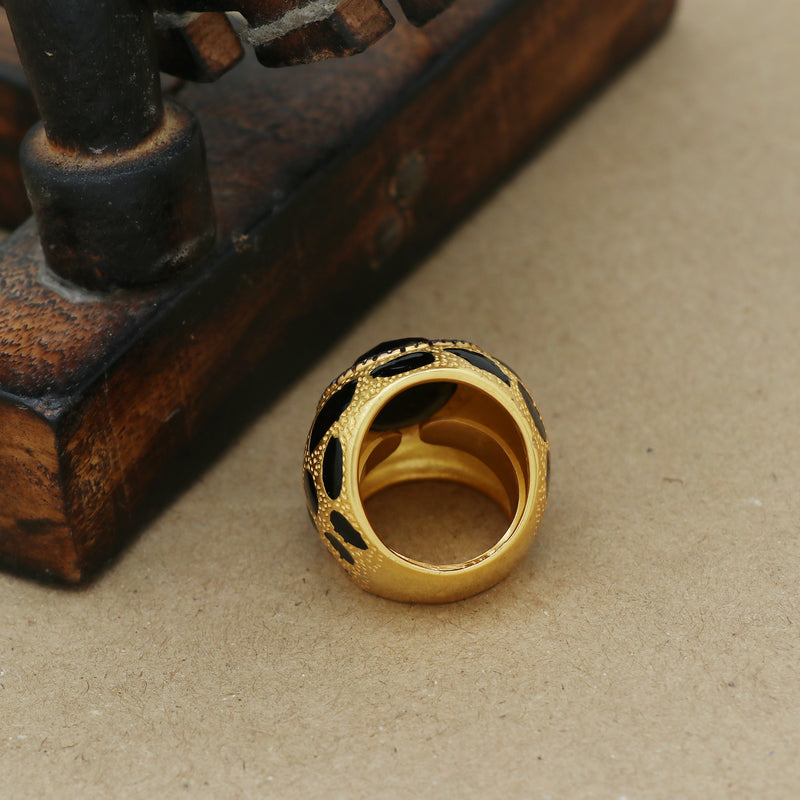 TIGER INSPIRED CHEQUERED BLACK ONYX RING