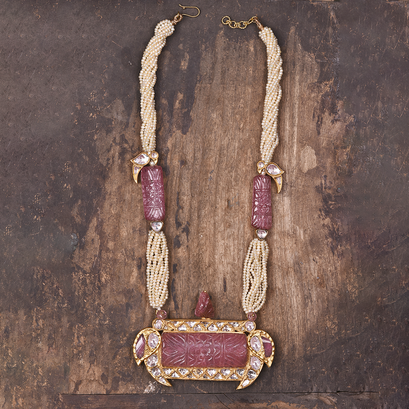 CARVED TOURMALINE POLKI NECKLACE