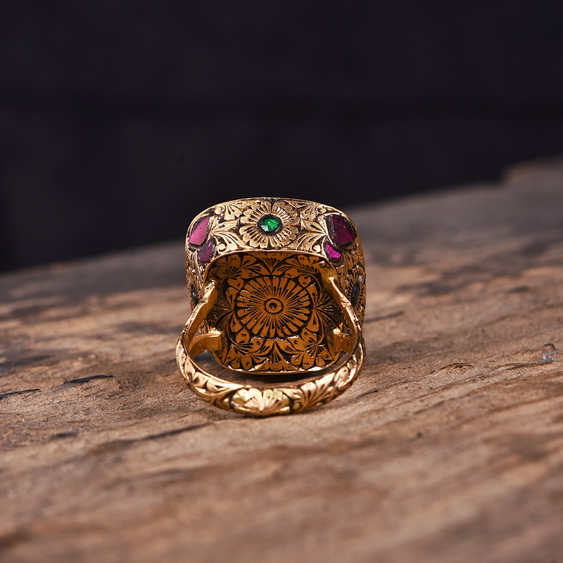 ENGRAVED POLKI PRINCESS RING