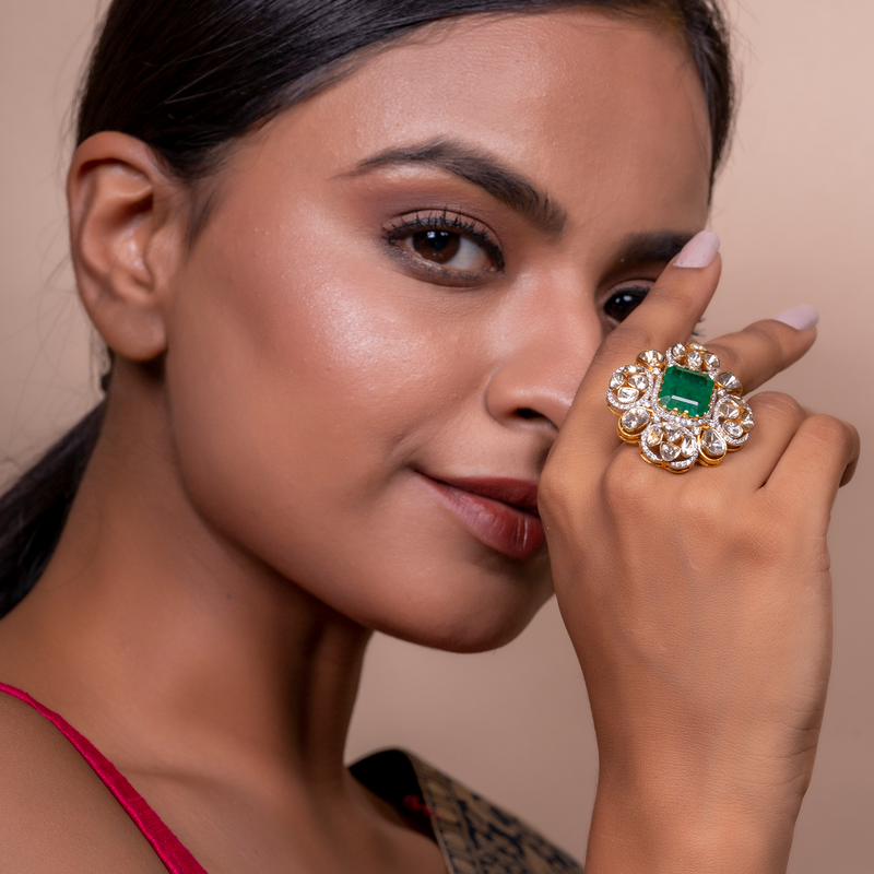 OPEN SETTING EMERALD AND POLKI RETRO RING