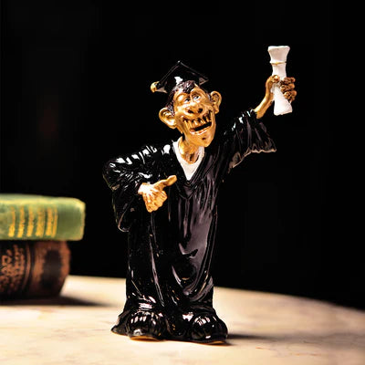 CARICATURE SCULPTURE HAMPER