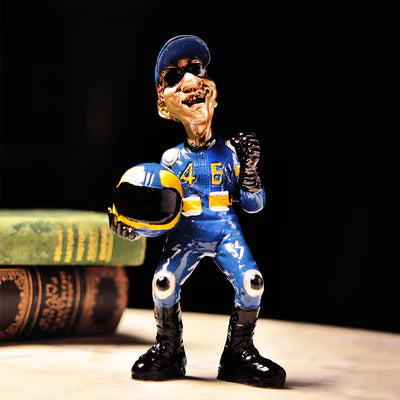 CARICATURE SCULPTURE HAMPER