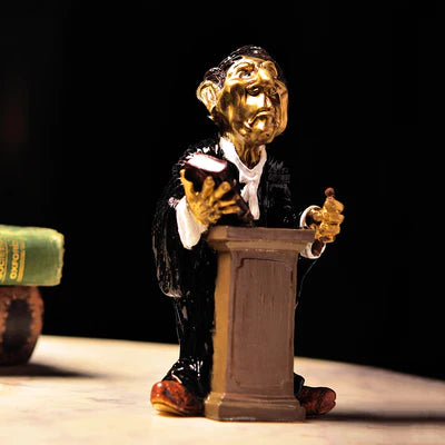 CARICATURE SCULPTURE HAMPER
