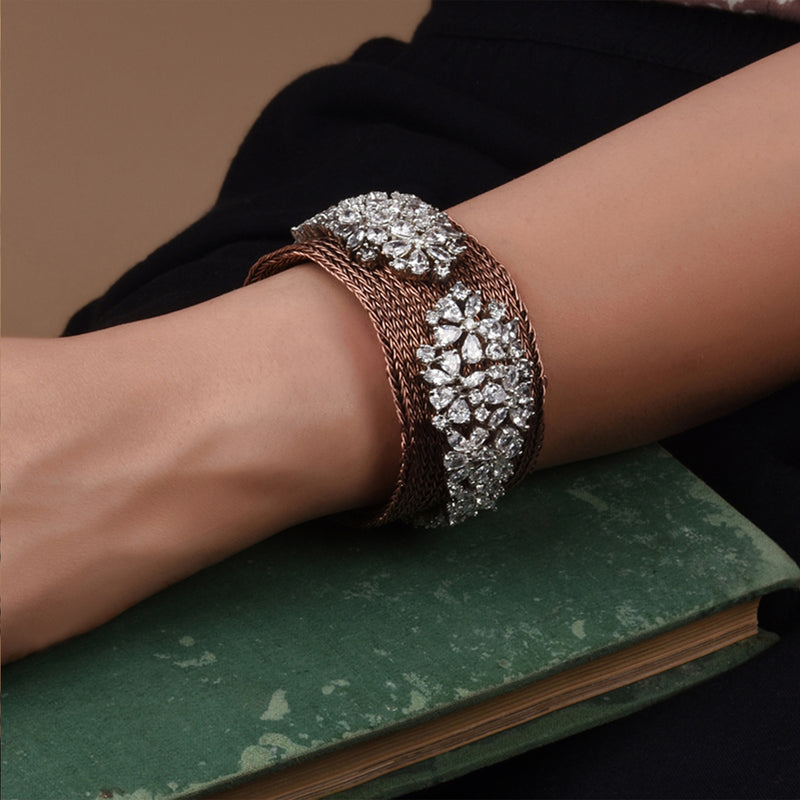 THE DESERT BANGLE