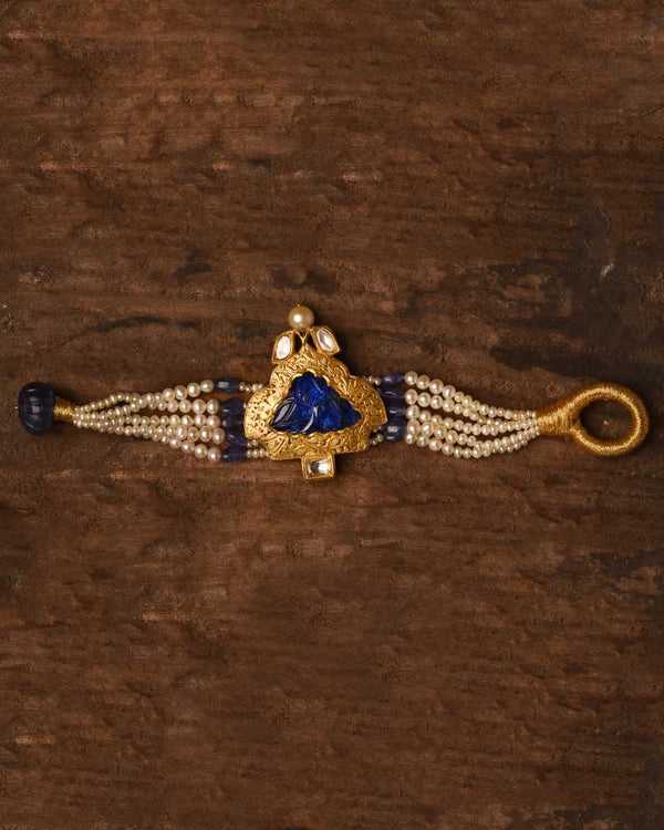 MAJESTIC BLUE PAUNCHI IN 18KT GOLD