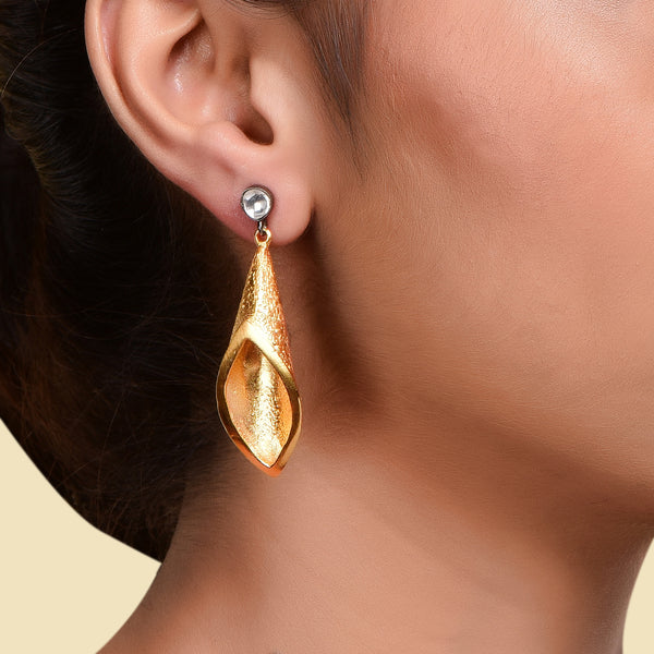 TRUNCATED TEXURED EARRING