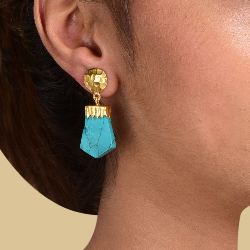 TURQUOISE ARROWHEAD EARRING