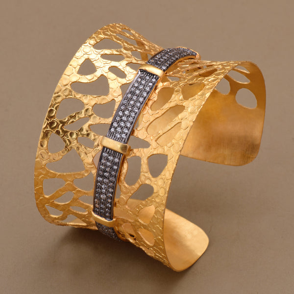 TEXTURED CUT BANGLE