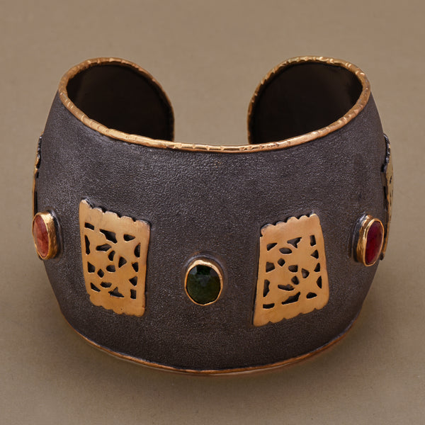 TWO TONE CAPSULE CUFF