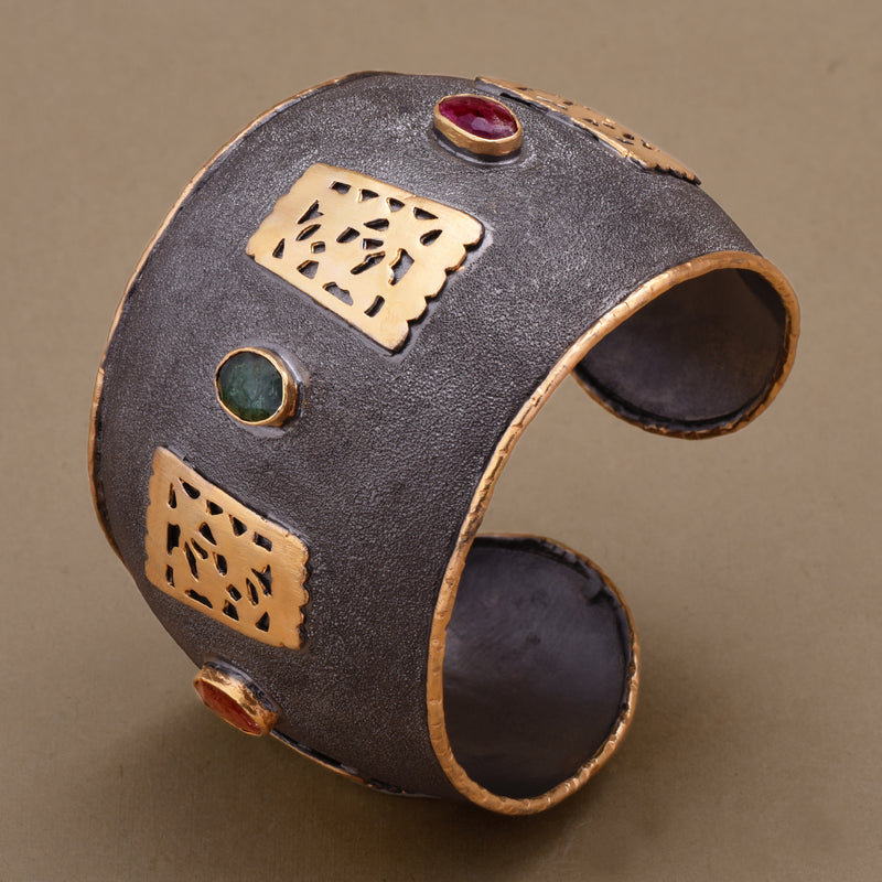 TWO TONE CAPSULE CUFF