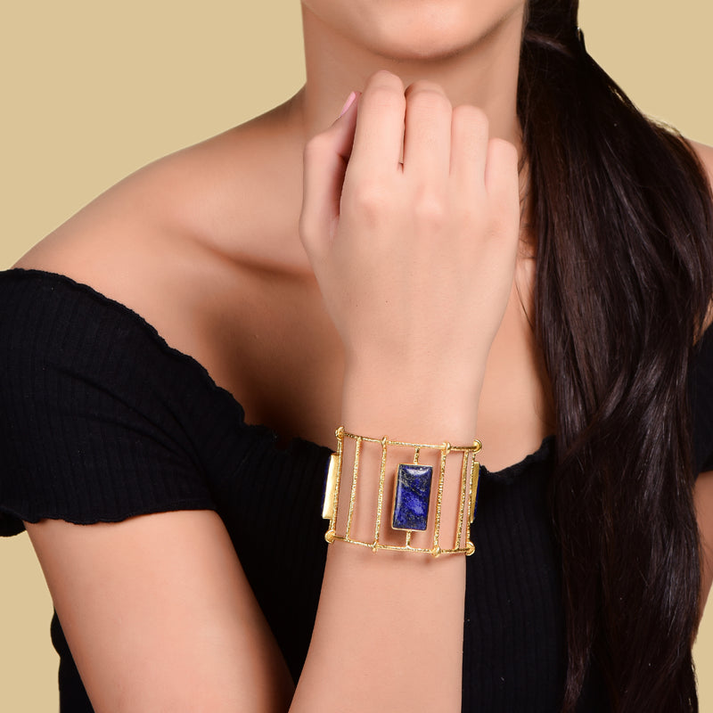 LAPIS STUDDED BATTEN CUFF