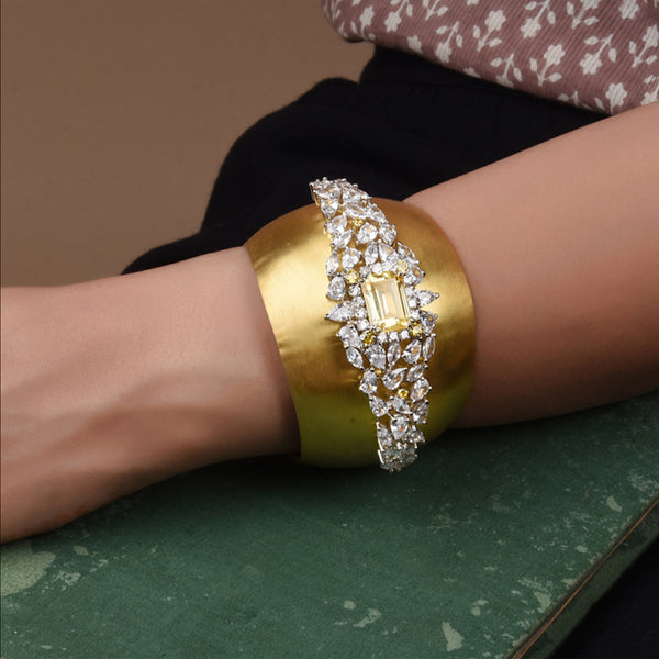 DEWDROP GOLDEN GILD CUFF