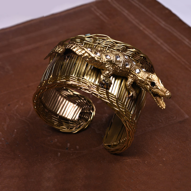 THE CRAWLING ALLIGATOR BAMBOO CUFF