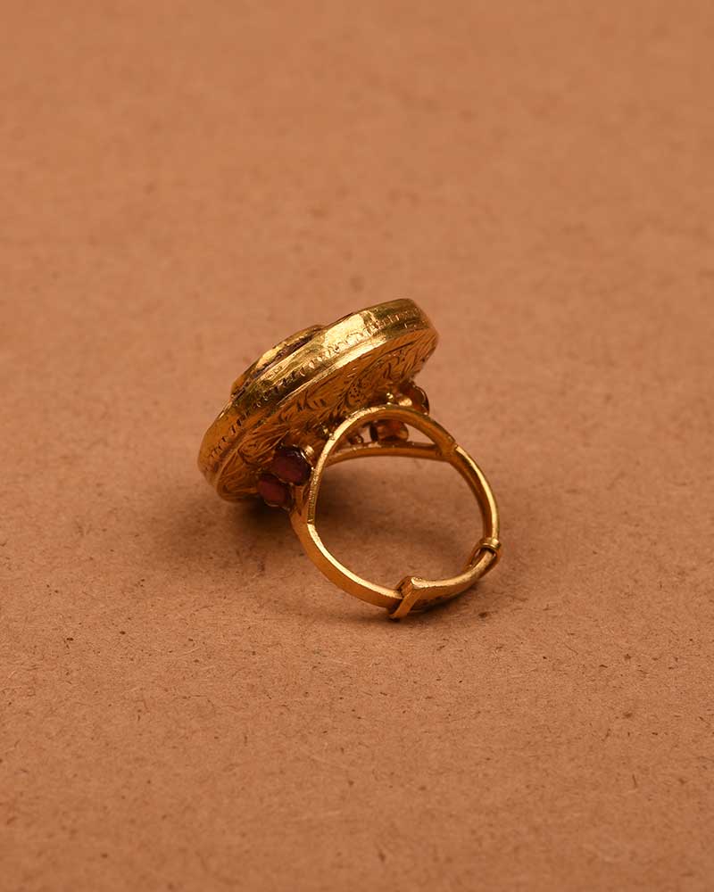 22/24KT GOLD POLKI PEAR RING