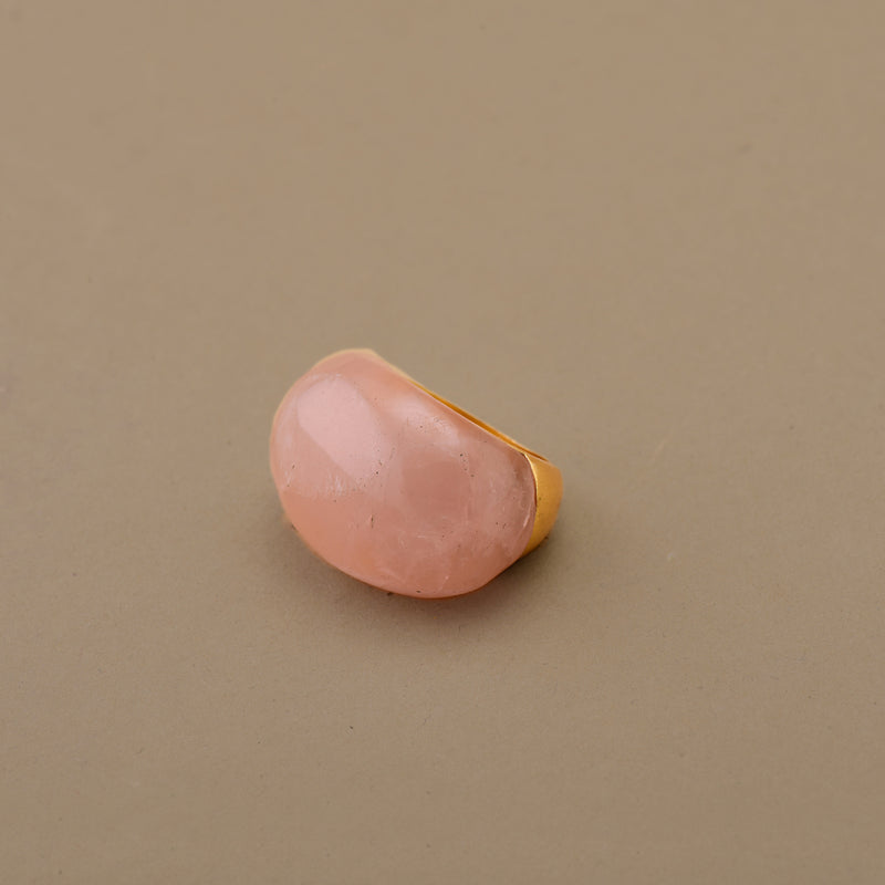 SEAMLESS ROSE QUARTZ ORGANIC RING