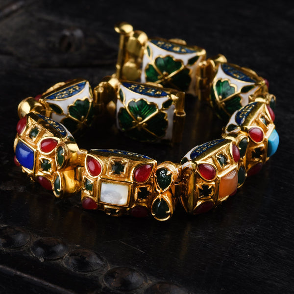 MAJESTIC RATNA BRACELET