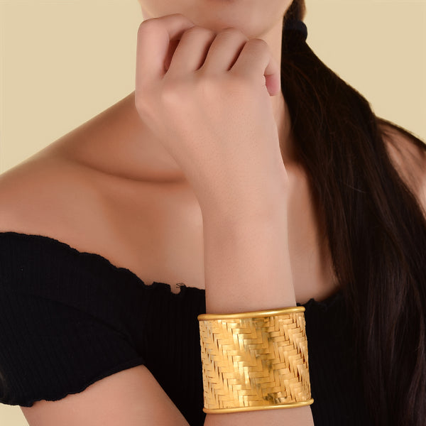 MUTED GOLD BASKET WEAVE CUFF