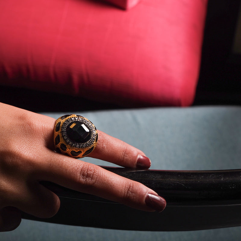 TIGER INSPIRED CHEQUERED BLACK ONYX RING